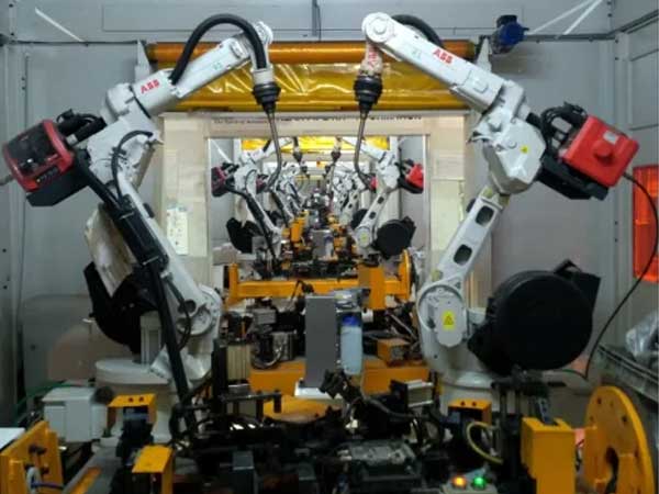 Robotic MIG Welding Services and Service Providers in Pune | MechEase Engineering & Technology LLP